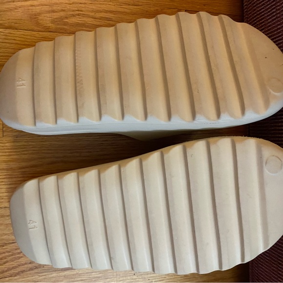 Slides - Picture 3 of 3